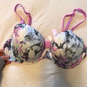 Brand new VS bra